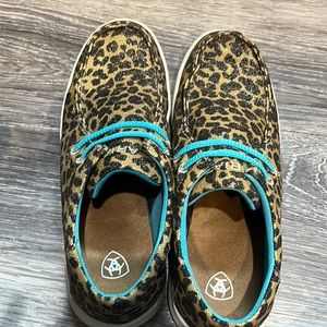 Ariat sparkly cheetah print shoes. Great condition worn once.